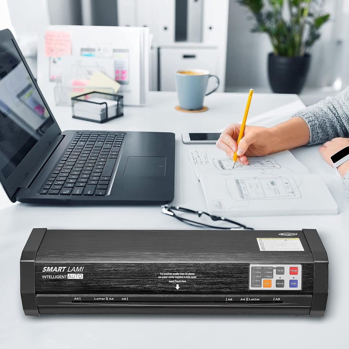 SINCHI Auto-Sense Laminator & 3 Mil 200 Pack Laminating Sheets