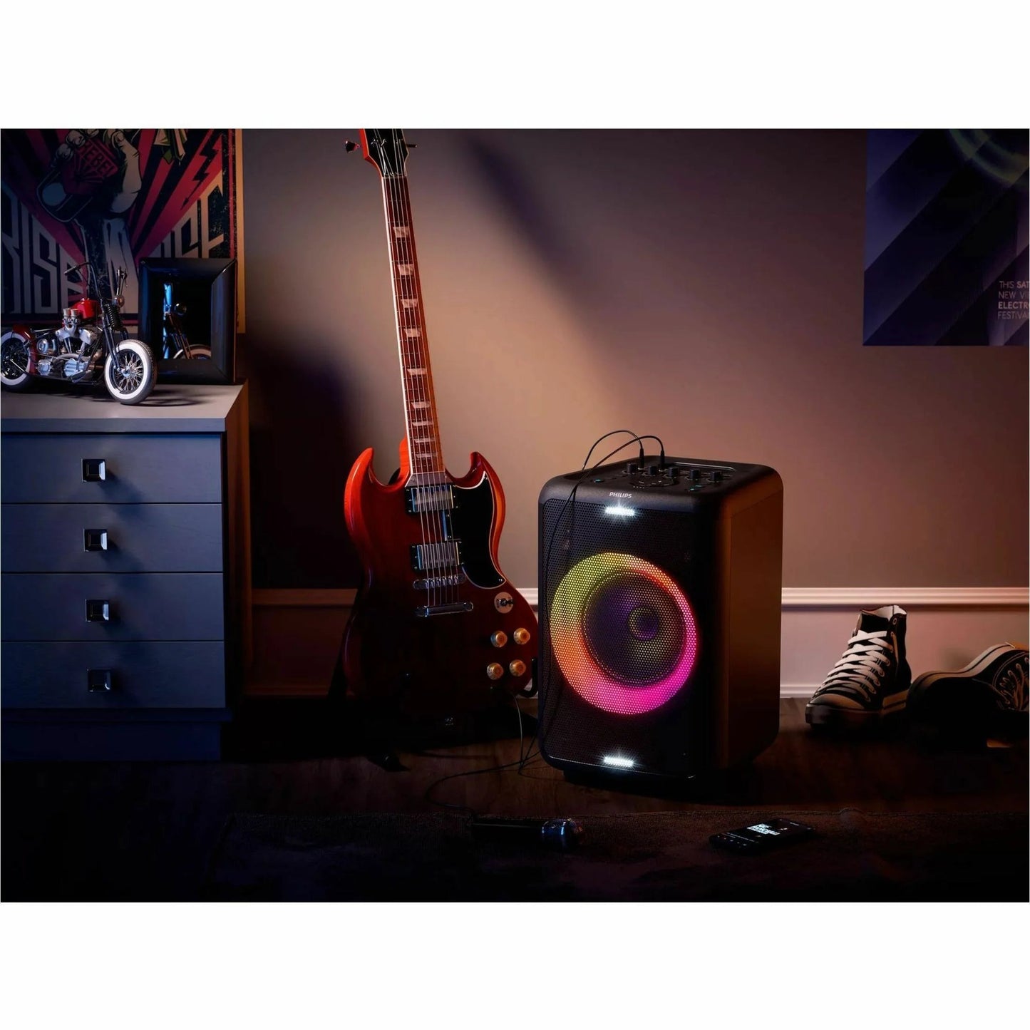 X3206 Portable Party Speaker with Extra Bass, Black