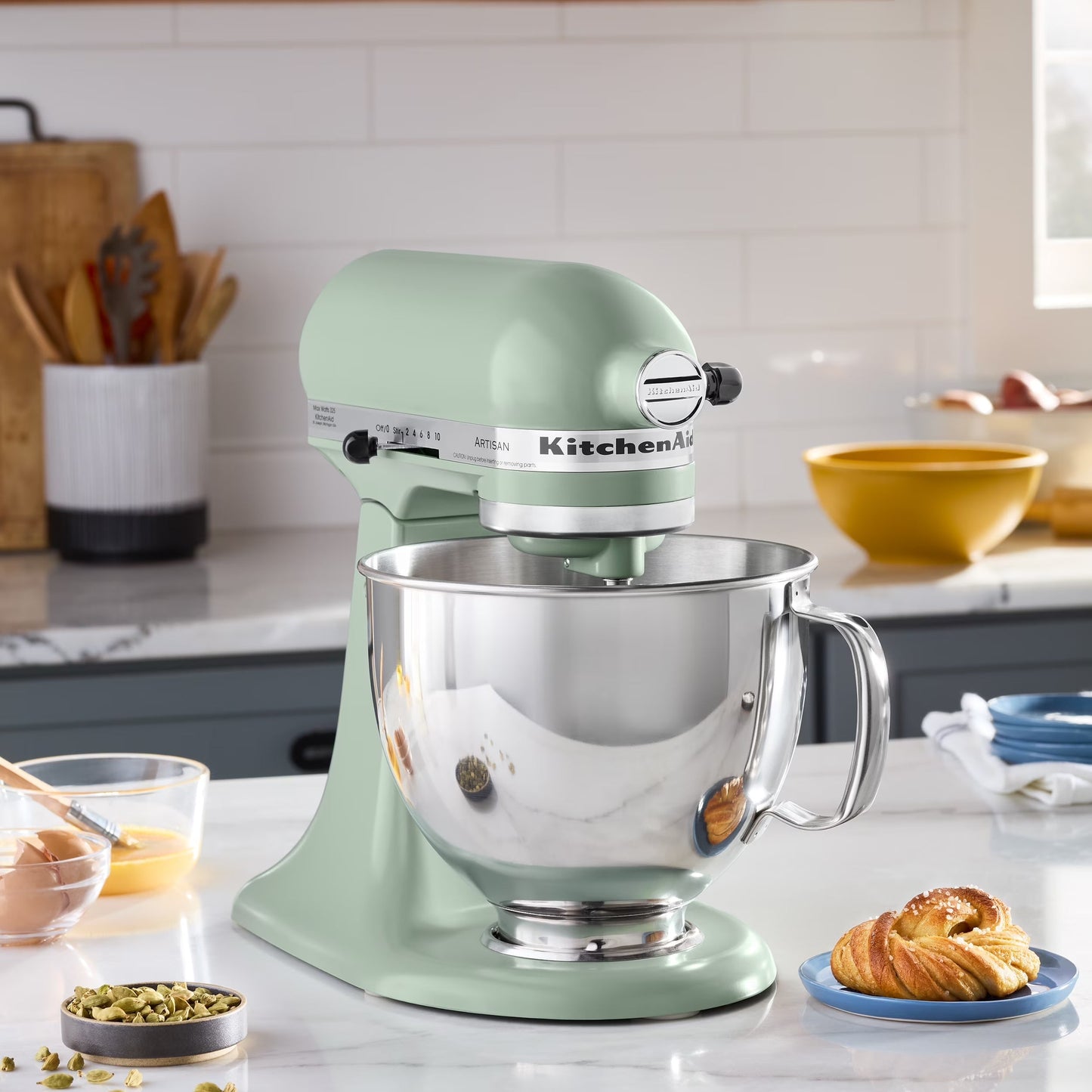 Artisan® Series 5 Quart Tilt-Head Stand Mixer, KSM150PSDC, Cardamom