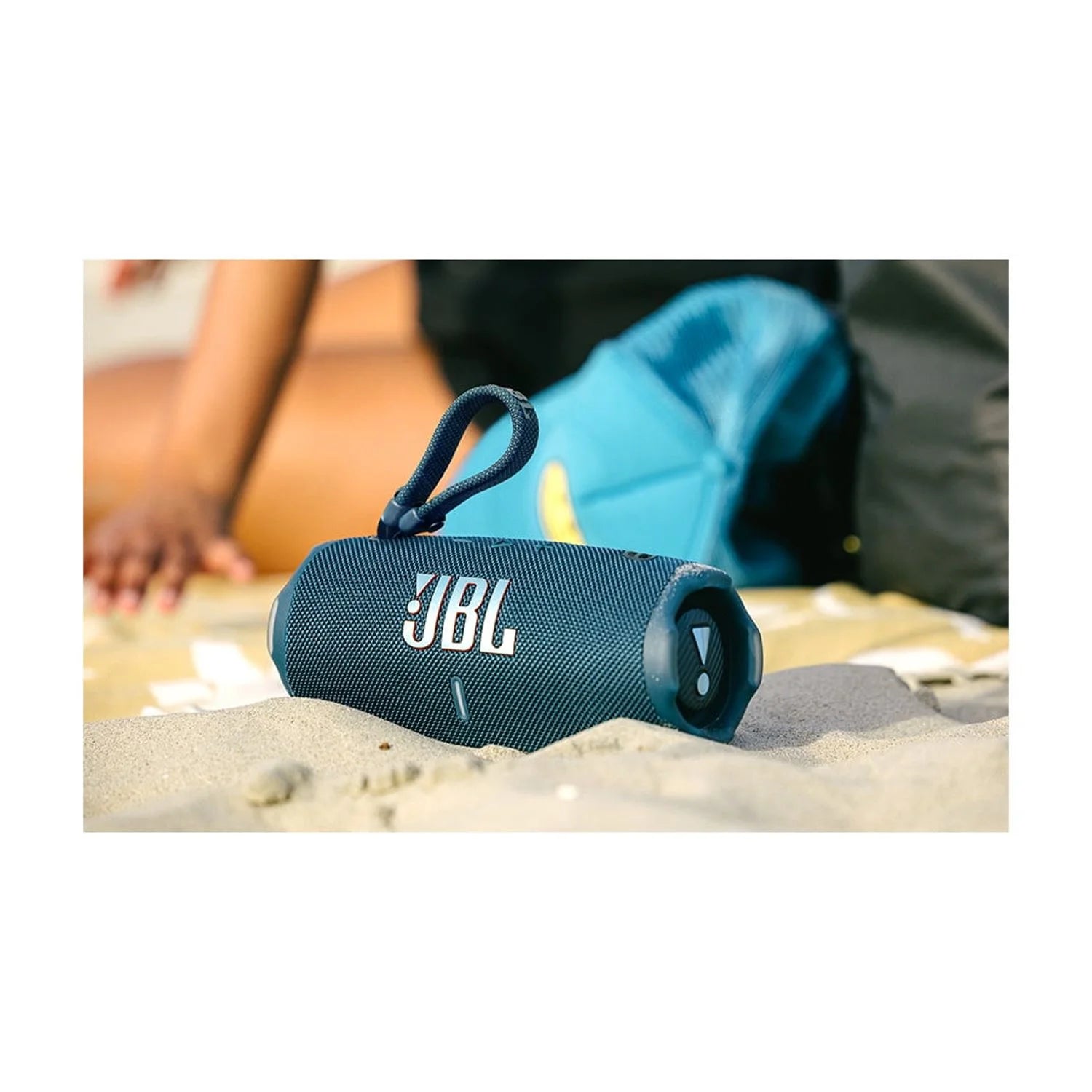 Charge 6 - Portable Waterproof & Drop-Proof Bluetooth Speaker, Bold  Pro Sound with AI Sound Boost, 28Hrs of Playtime, Built-In Powerbank & Comes with a Sturdy/Removable Carrying Strap (Black)