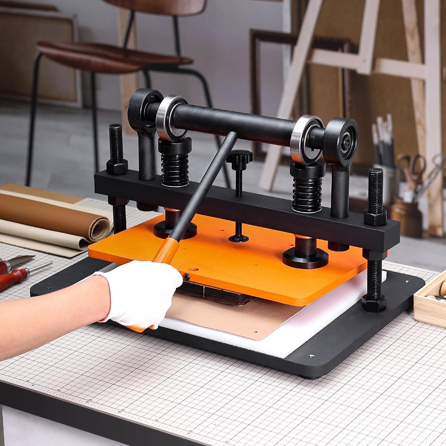 VEVOR Leather Cutting Machine, 14.2 X 10.2 in Embossing Plate Manual Die Cutter, 0.47 in Pressure Stroke Leather Embossing Machine, Dual Guide Shafts Die Cut Machine for Various of Materials