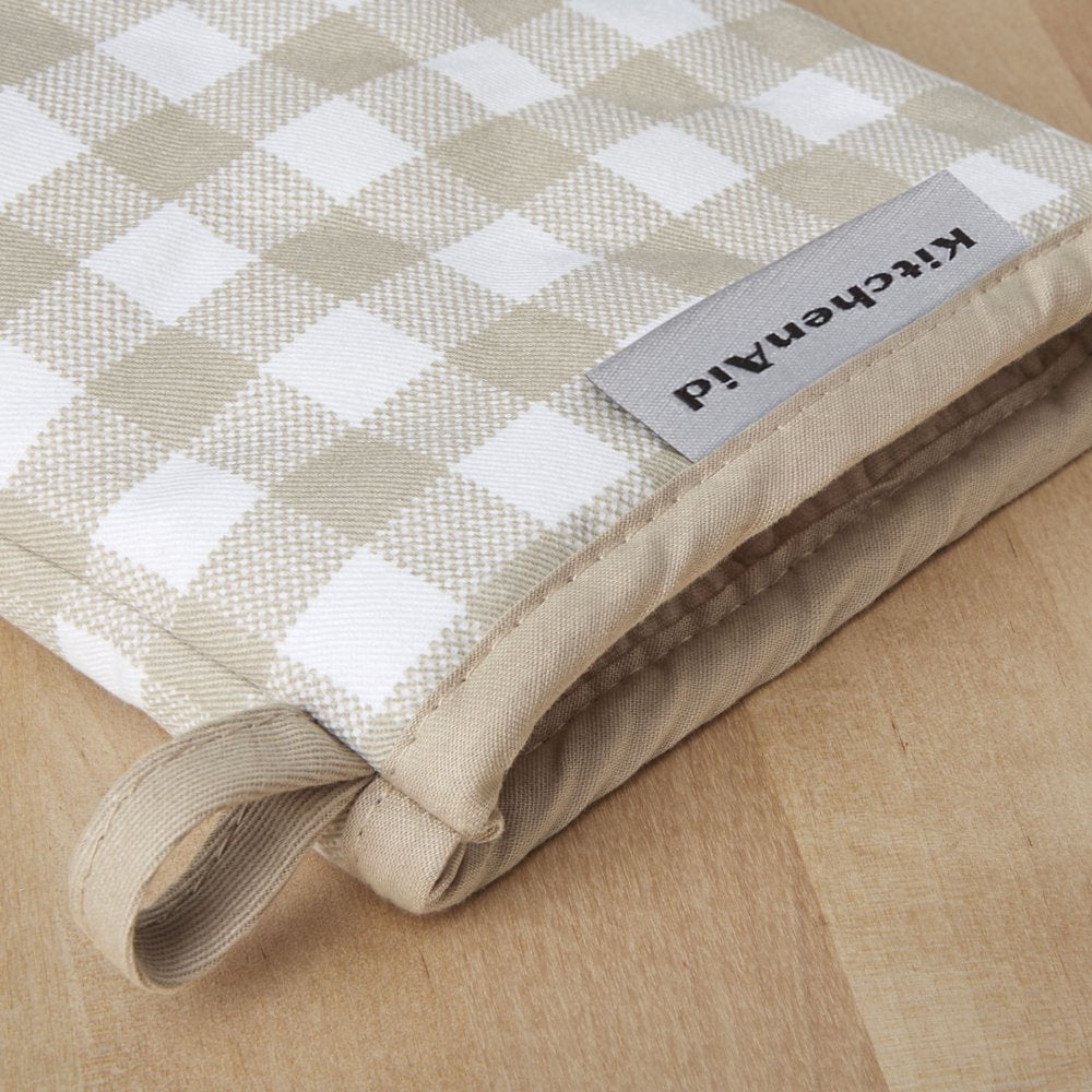 Gingham Mini Oven Mitt Set, Milkshake Tan, 5.5"X8", Set of 2