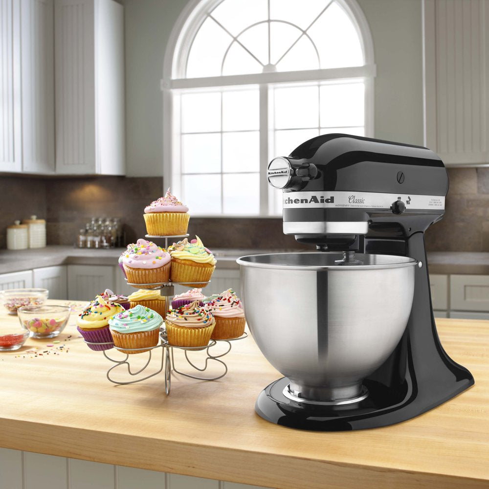 Classic Series 4.5 Quart Tilt-Head Stand Mixer - K45SS