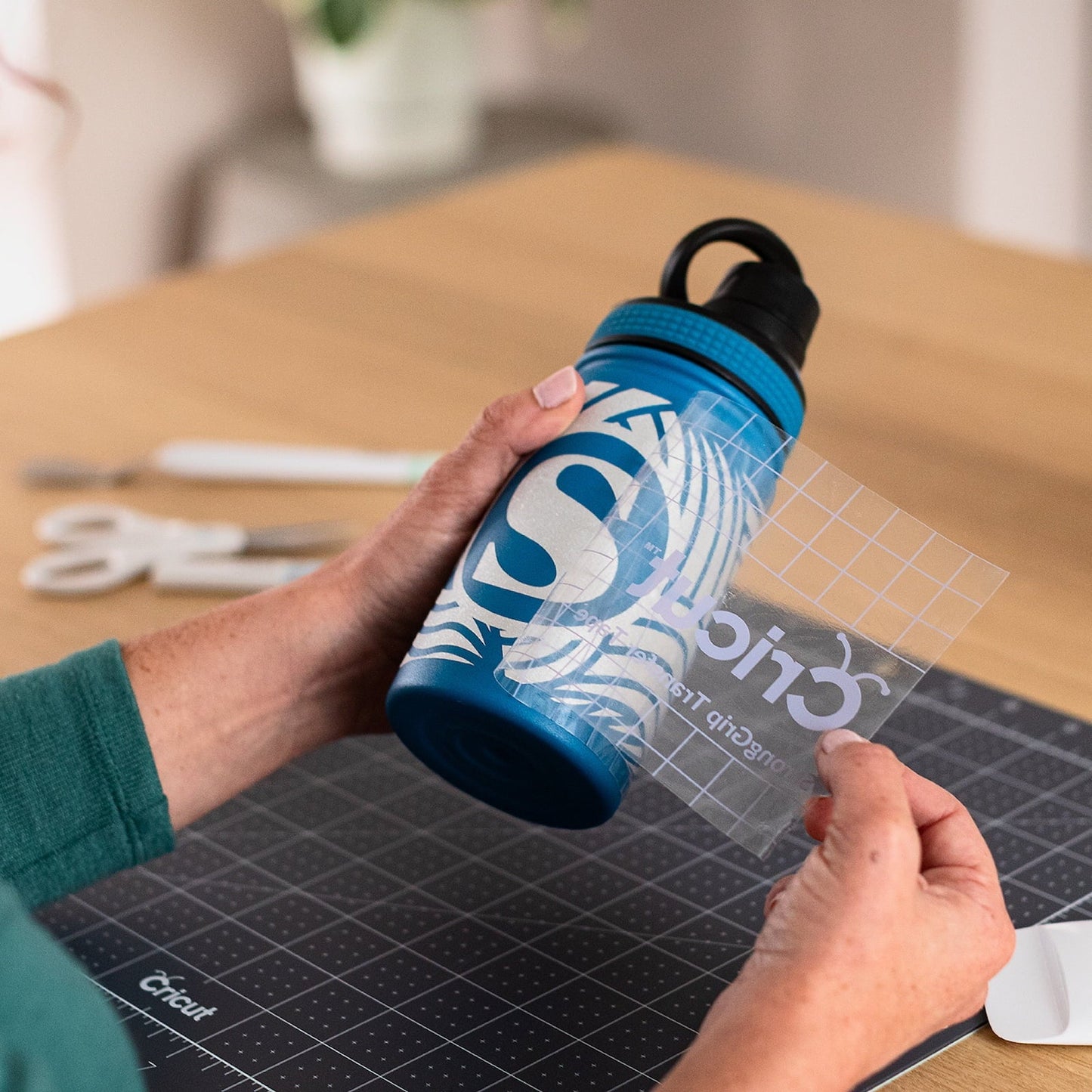 Cricut Strong Grip Transfer Tape, 5.5 in X 20 Ft