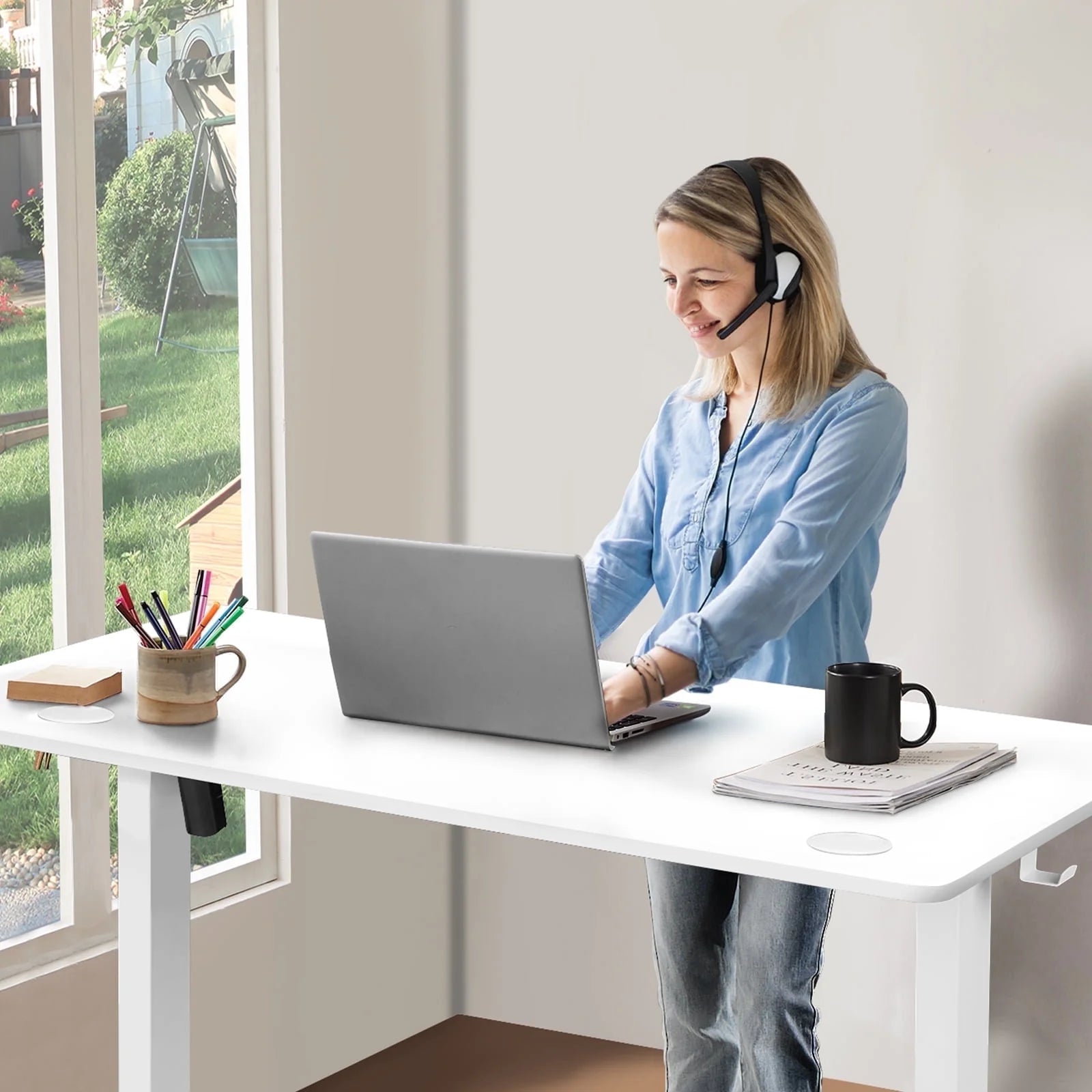 Electric Standing Desk, 40''X24'' Height Adjustable Desk, Home Office Desk with Electric Lift, Sit Stand Desk Workstation for Home Office, White