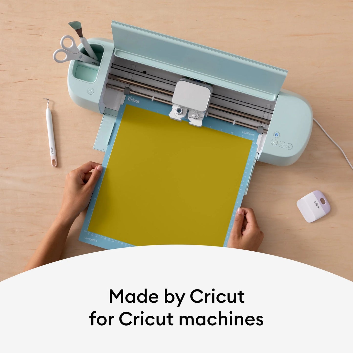 Cricut® Premium Vinyl – Permanent, Gold, 12" X 48"