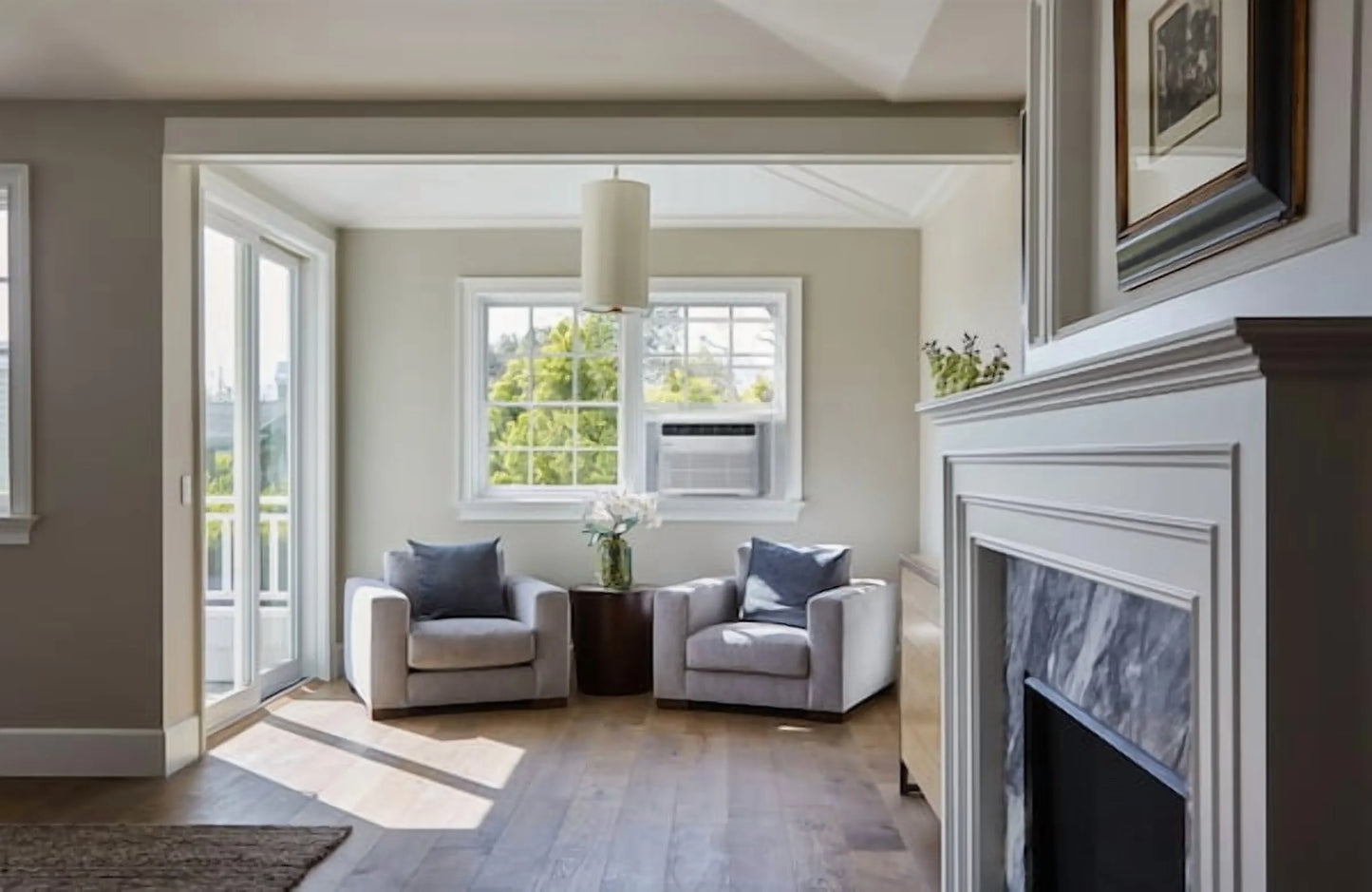 12,000 BTU Window Room Air Conditioner with Wi-Fi up to 550 Sq Ft, White