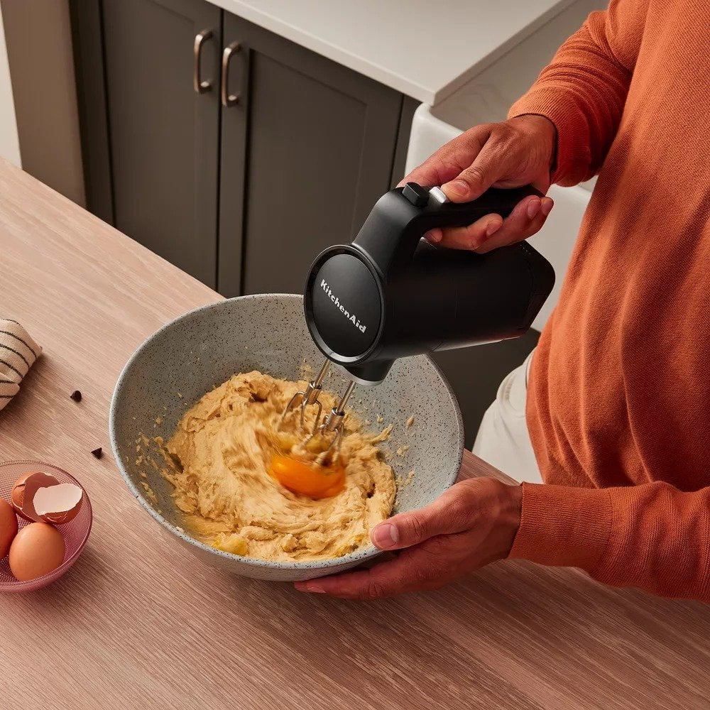 GO Cordless Hand Mixer | Black Matte