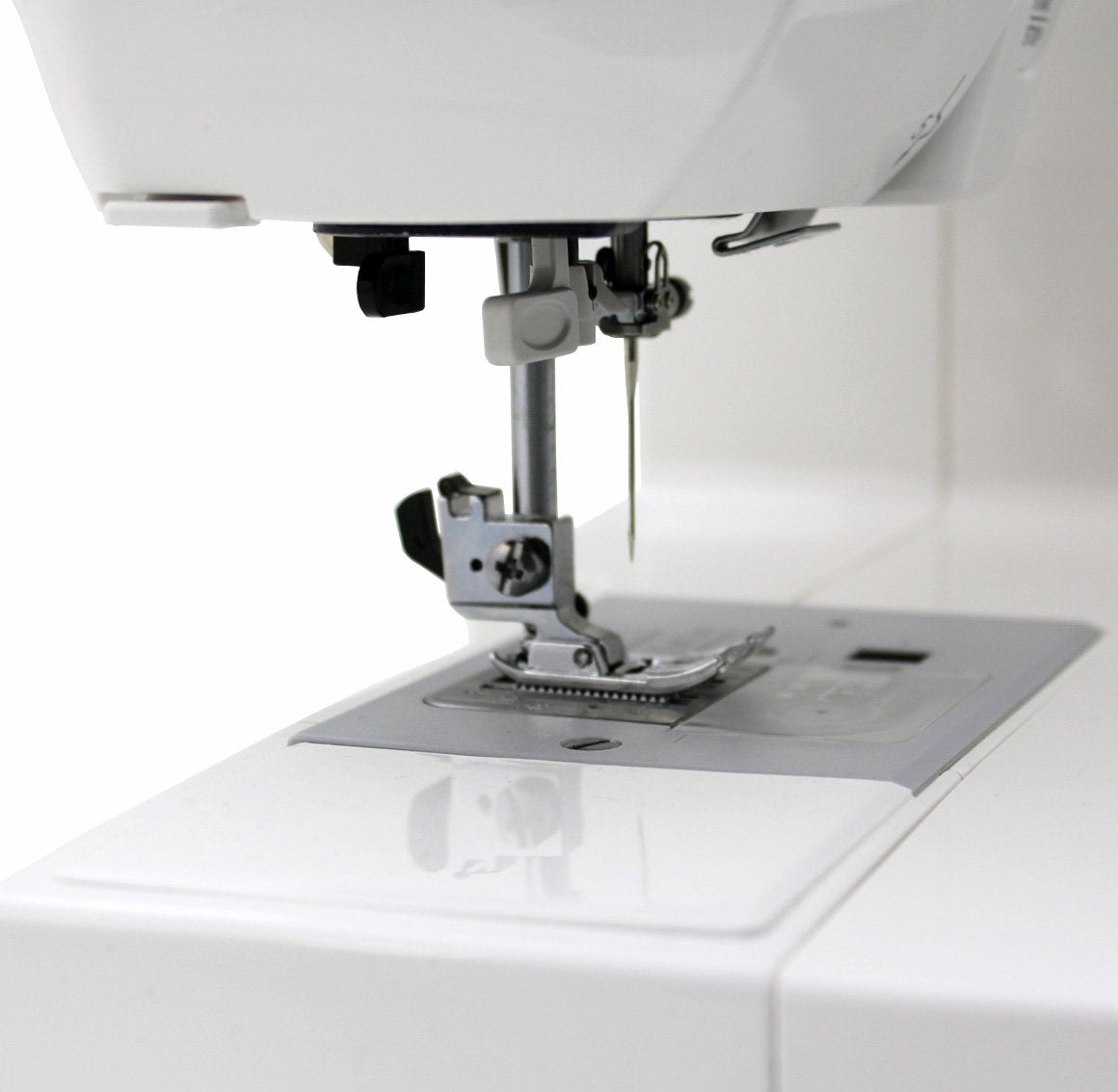 Janome MOD-30 Computerized Sewing Machine with 30 Built-In Stitches, 3 One-Step Buttonholes, Drop Feed and Accessories