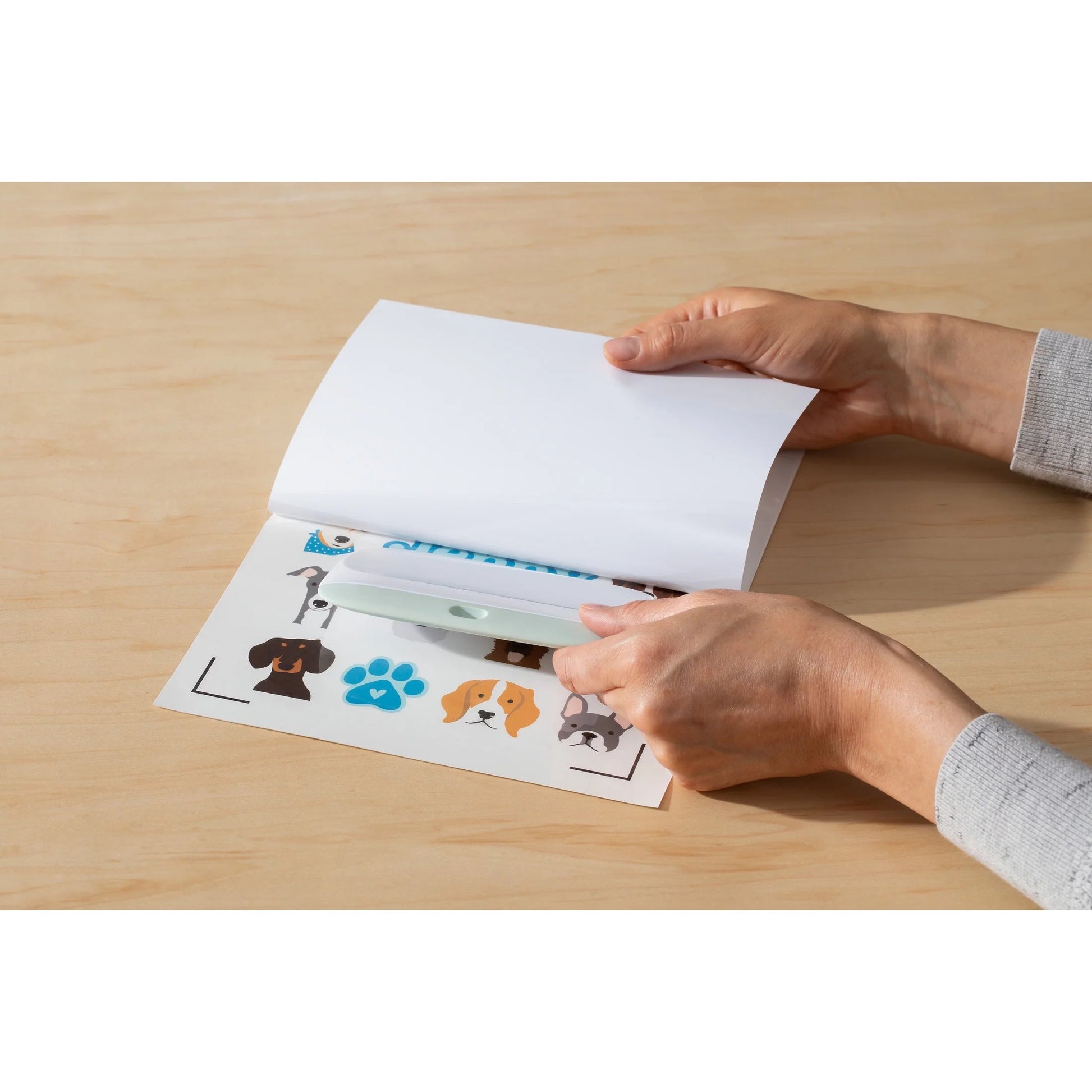 Cricut XL Scraper, Mint