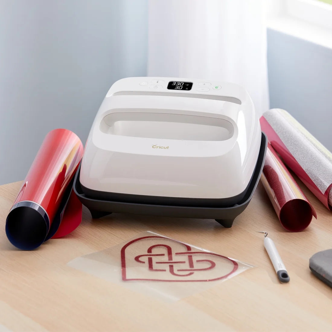 Cricut Easypress® 2, Daybreak - 12 in X 10 in - Handheld Heat Press Machine, White