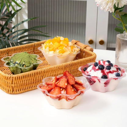 TOFLEN 8 Oz Dessert Cups with Spoons, 50 Pack Clear Plastic Small Party Serving Bowls for Sundae, Parfait, Fruit, Strawberry Shortcake, Disposable Snack Bowls (Flower Shape)