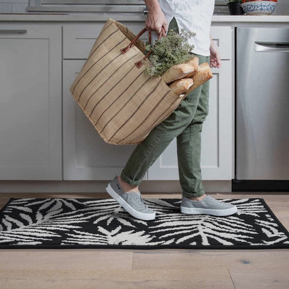 Jacquard High Low Loop Kitchen Mat 18In X 27In Rich Black & Arctic White