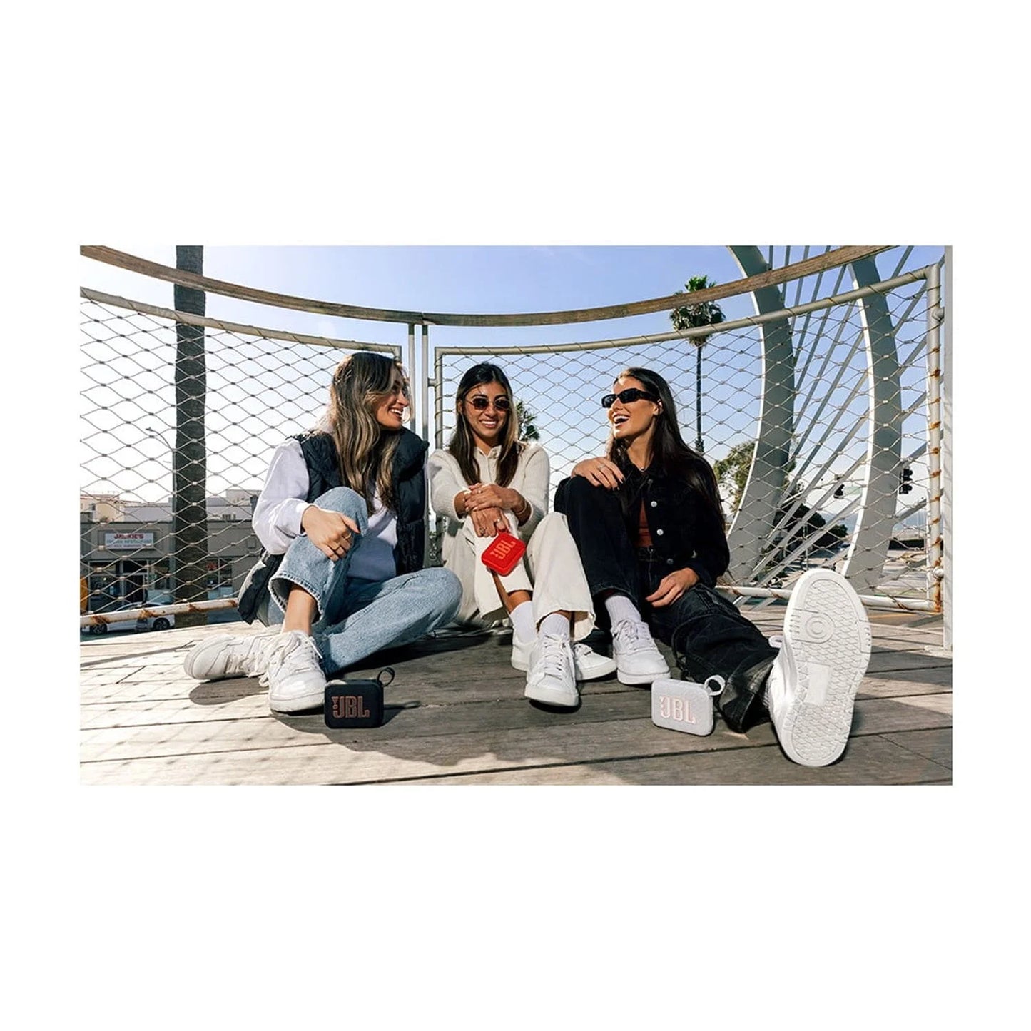 Go 4 - Ultra-Portable Bluetooth Speaker - White