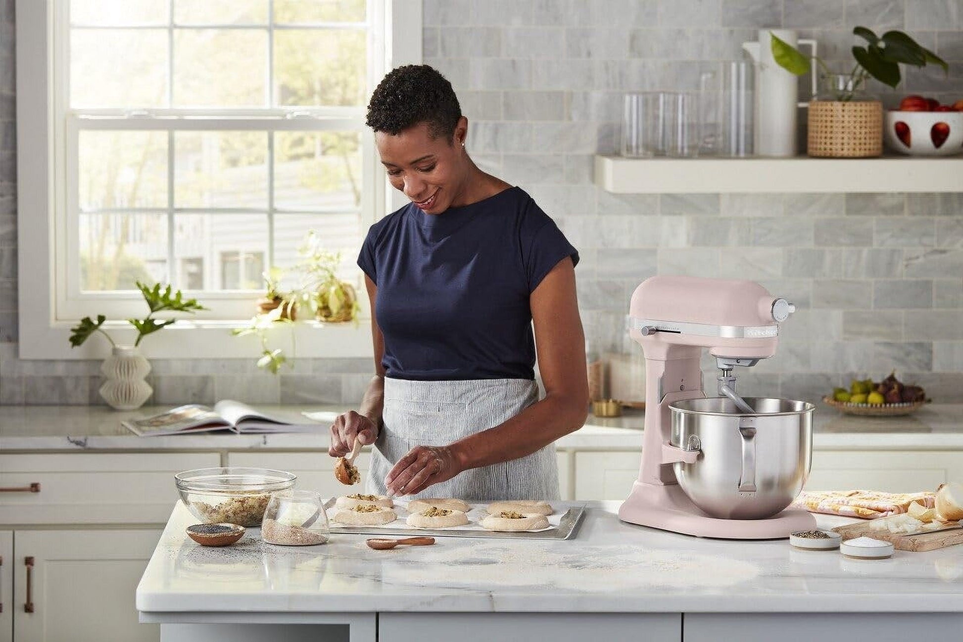 â® 7 Quart Bowl-Lift Stand Mixer, KSM70SKXX