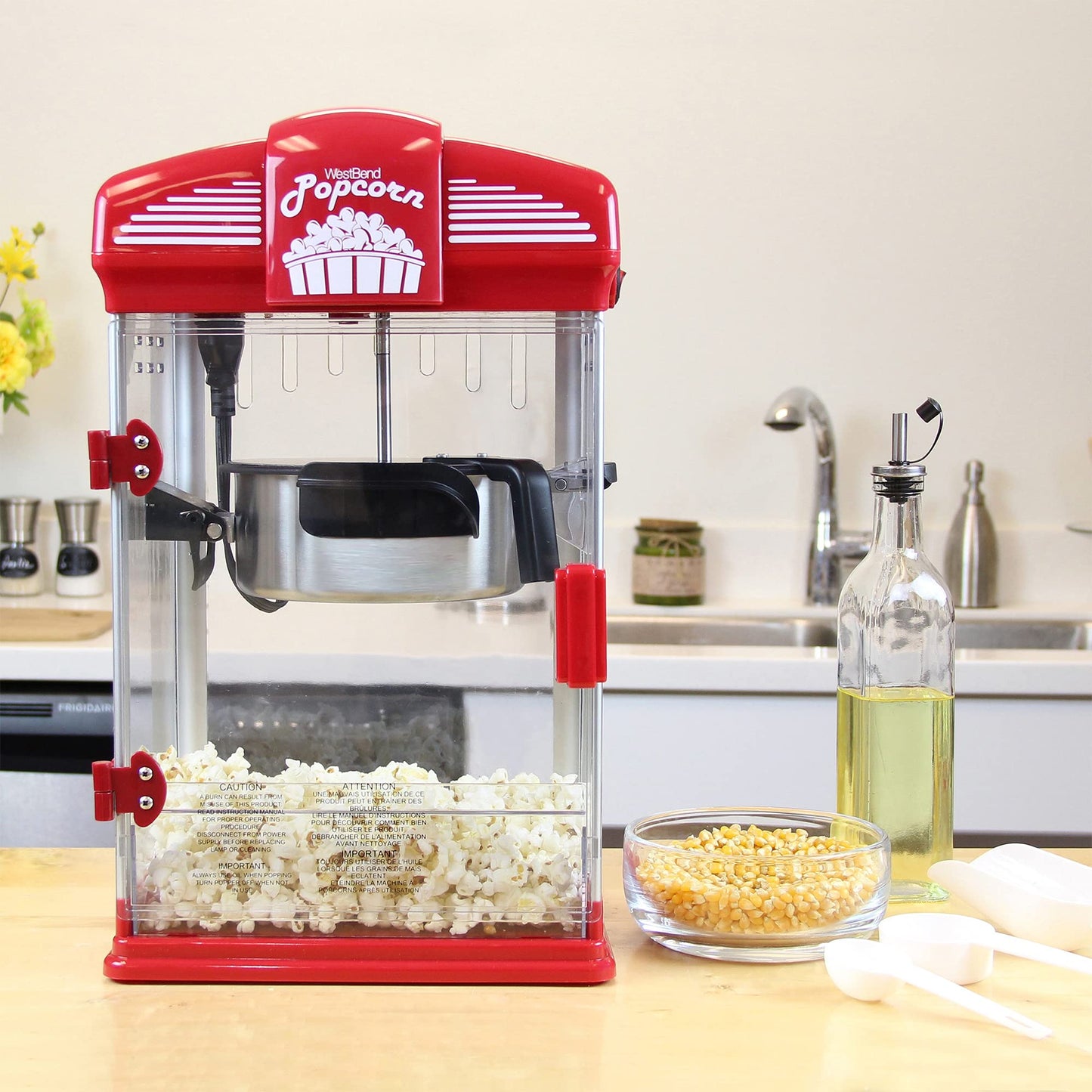 West Bend Stir Crazy Movie Theater Popcorn Popper, Gourmet Popcorn Maker with Nonstick Popcorn Kettle, Measuring Tool and Scoop , 4 Qt, Blue