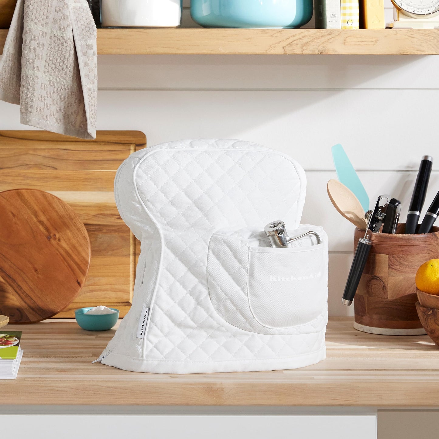 KITCHENAID Fitted Tilt-Head Solid Stand Mixer Cover with Storage Pocket, Quilted 100% Cotton, Milkshake, 14.4"x18"x10"