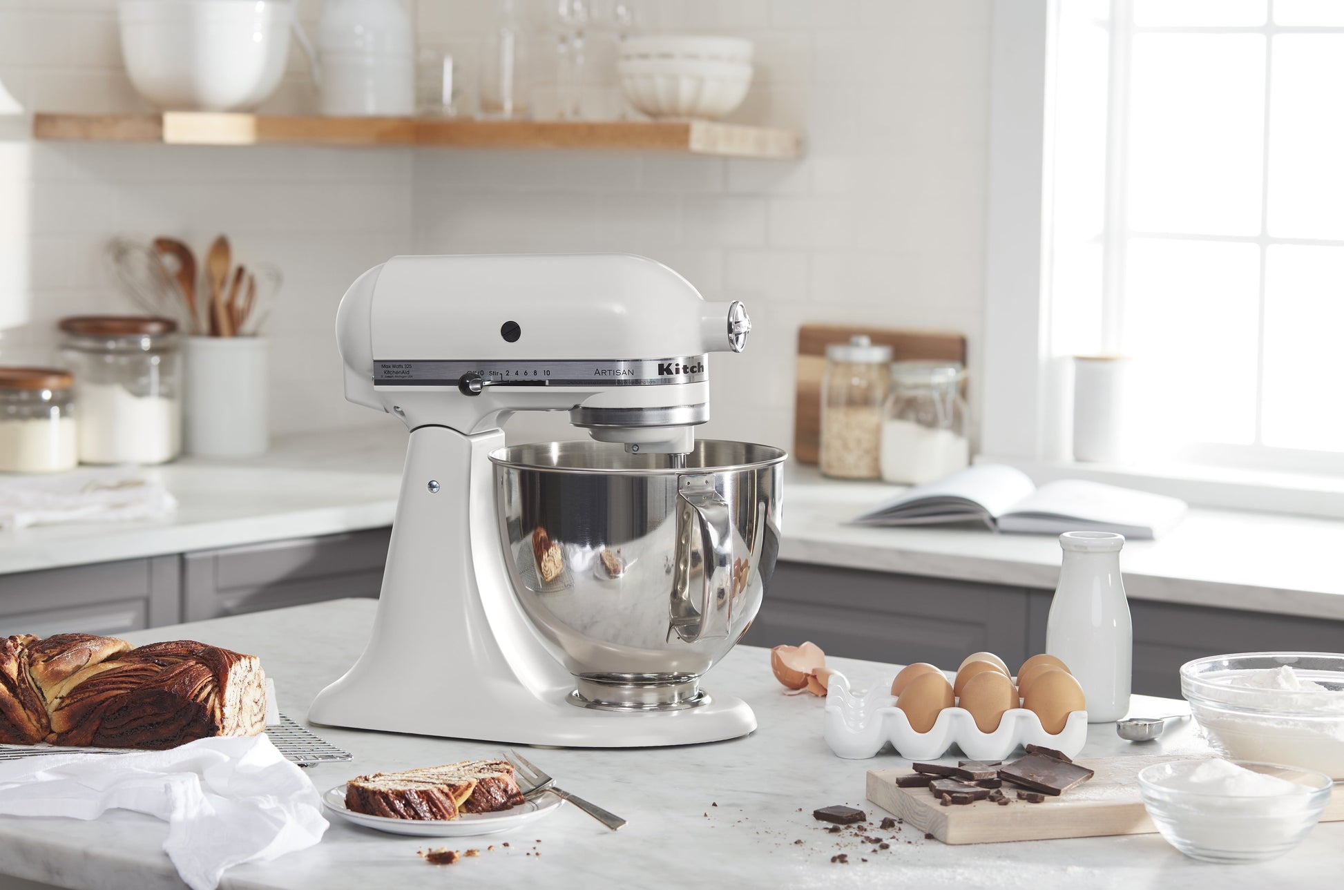 Artisan Series 5-Quart Tilt-Head Stand Mixer - KSM150PSMH, Milkshake