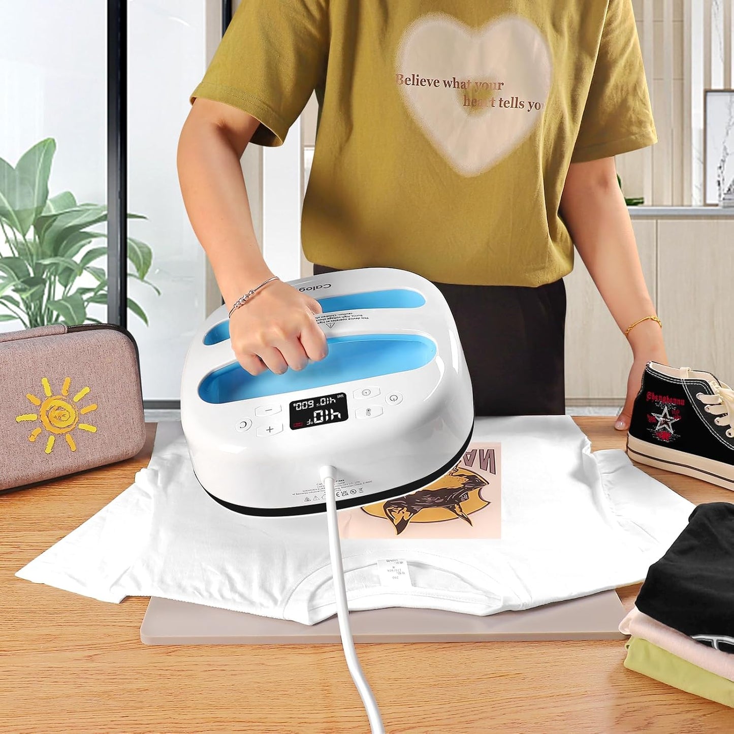 Calogy Heat Press Machine for T-Shirts 10"X10", Portable Heat Press Fast up to 410℉(210 ºc), Precise Temp Control, 15 Mins Auto off for Bag, Pillows Sublimation Vinly Transfer (White Blue, 10 X 10 In)