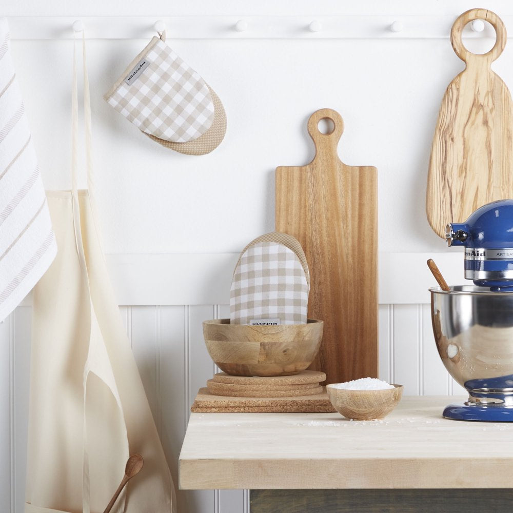 Gingham Mini Oven Mitt Set, Milkshake Tan, 5.5"X8", Set of 2