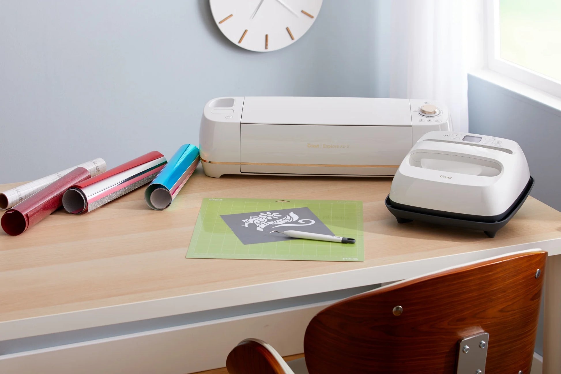 Cricut Easypress® 2, Daybreak - 12 in X 10 in - Handheld Heat Press Machine, White