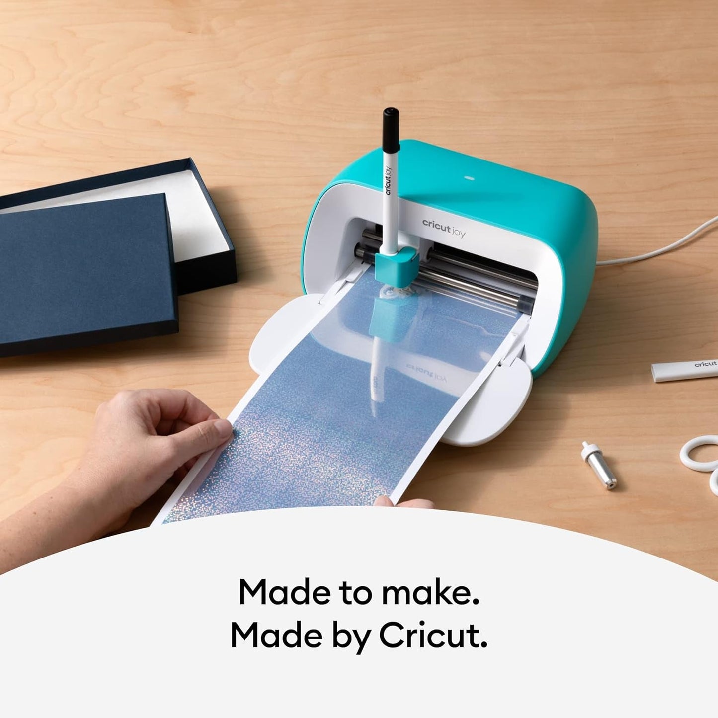 Cricut Joy Smart Label Writable Vinyl - Permanent, Silver Holographic