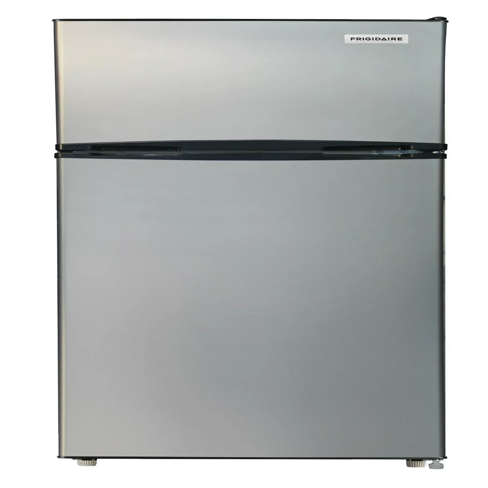 7.5 Cu. Ft. Refrigerator, Platinum Series, Stainless Look (EFR780-6COM)