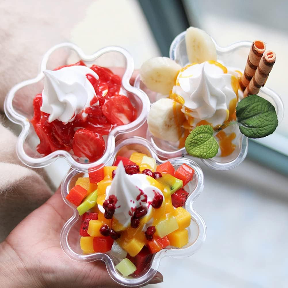 TOFLEN 8 Oz Dessert Cups with Spoons, 50 Pack Clear Plastic Small Party Serving Bowls for Sundae, Parfait, Fruit, Strawberry Shortcake, Disposable Snack Bowls (Flower Shape)