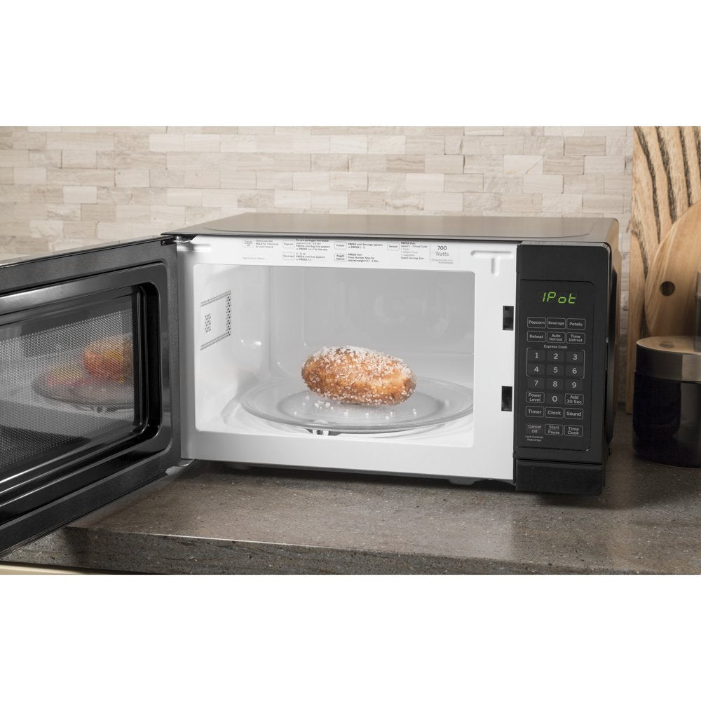 GE 0.7 Cubic Foot Capacity Countertop Microwave Oven, Black, JES1072DMBB